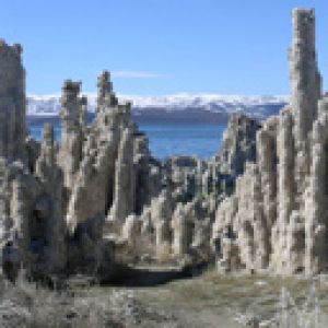 Impresionante Paisaje de Torres de Tufa