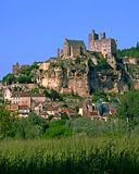 Castillo Histórico en una Colina