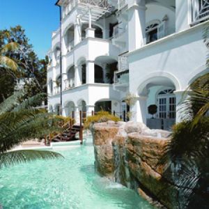 Resort Tropical con Cascada