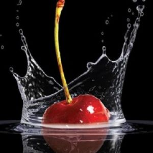 Splash de Cereza en Agua