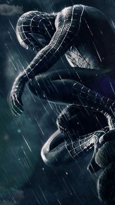 Spider-Man en la lluvia