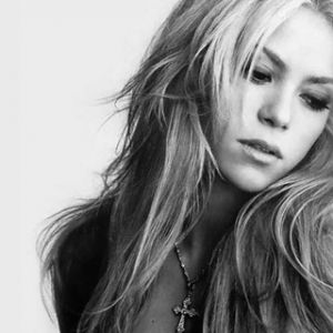 Retrato de Shakira en Blanco y Negro