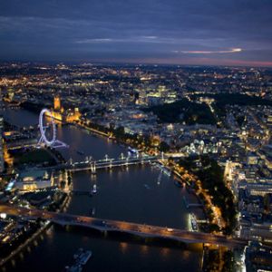 Horizonte de Londres de Noche