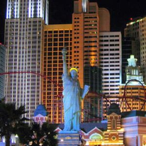 Estatua de la Libertad de Noche