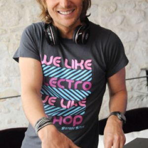 DJ Actuando en Vivo