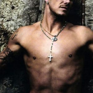 David Beckham Sin Camisa