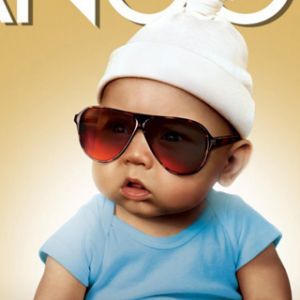 Bebé Cool con Gafas de Sol