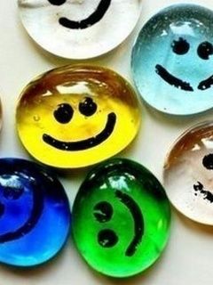 Piedras Coloridas con Sonrisas