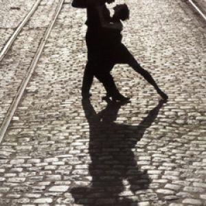 Silueta de Pareja Bailando