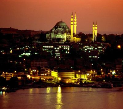 Horizonte de Estambul al Atardecer