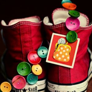 Zapatillas Converse Coloridas con Botones