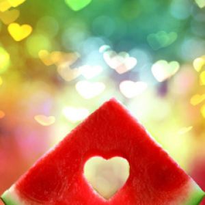 Rebanada de sandía con corazón