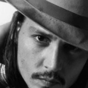 Hombre Estiloso con Sombrero