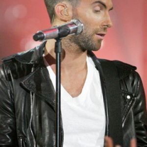 Adam Levine en Vivo