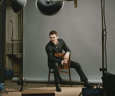 Hombre Elegante en Traje