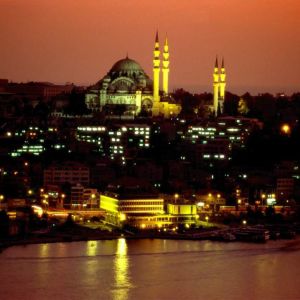 Horizonte de Estambul al Atardecer