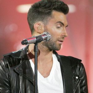Adam Levine en Vivo