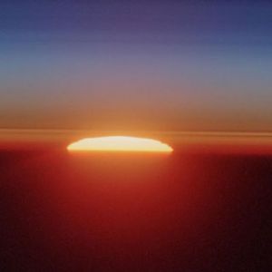 Impresionante Atardecer Sobre el Horizonte