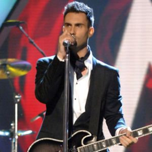 Adam Levine en Vivo