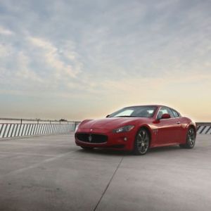 Coche Deportivo Maserati Rojo