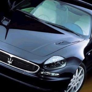 Coche deportivo Maserati