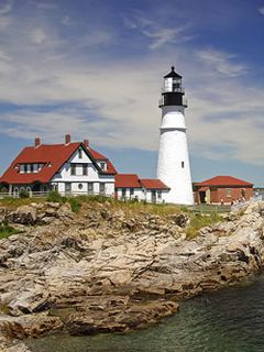 Faro junto al Mar