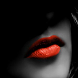 Labios Rojos sobre Fondo Negro