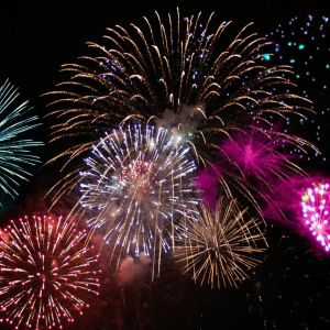 Fuegos Artificiales Coloridos