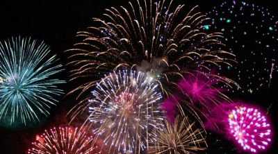 Fuegos Artificiales Coloridos