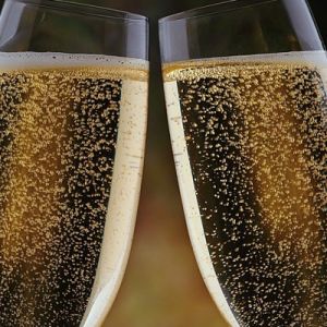 Brindis de Champán