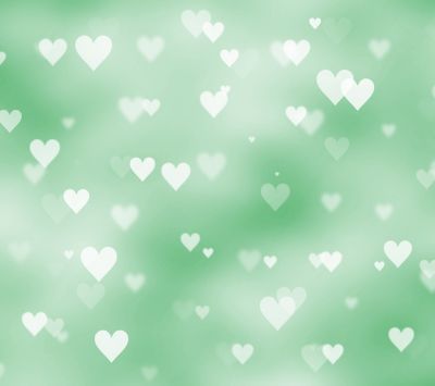 Fondo Verde Suave con Corazones