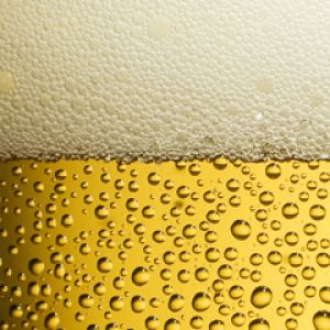 Cerveza Refrescante con Burbujas