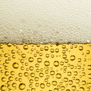 Cerveza Refrescante con Burbujas