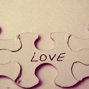 Pieza de Rompecabezas con Amor