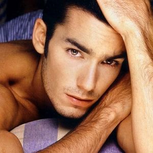 Retrato Masculino Estiloso