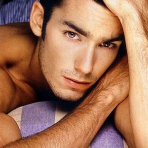 Retrato Masculino Estiloso