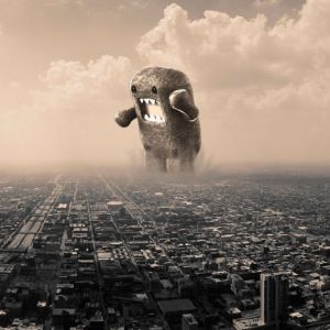 Monstruo Gigante Sobre la Ciudad