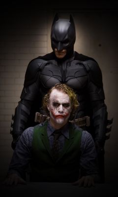 Batman y Joker Escena Oscura