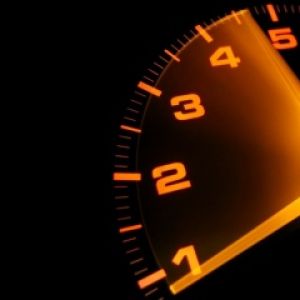 Primer Plano del Velocímetro