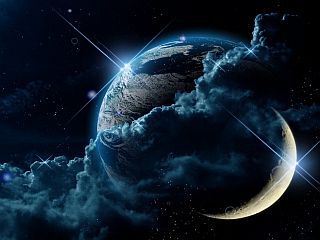 Tierra y Luna en el Espacio