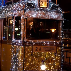 Tranvía Decorado para las Fiestas