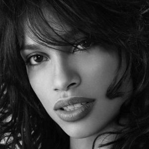 Retrato en Blanco y Negro Impresionante
