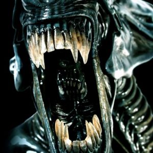 Primer plano de una criatura alienígena