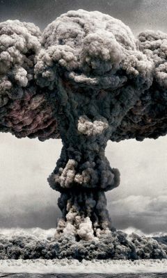 Nube de Hongo Explosiva