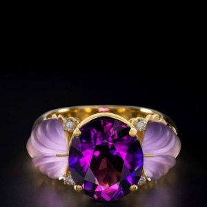 Anillo Elegante de Piedra Preciosa Púrpura