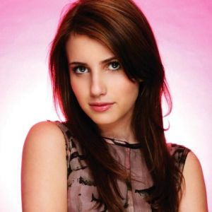 Retrato Glamour de Emma Roberts