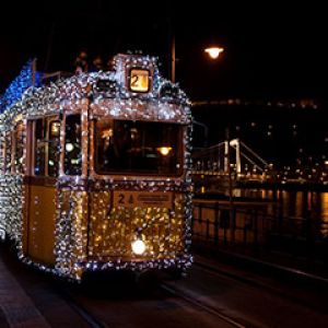 Tranvía Iluminado Festivamente