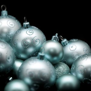 Elegantes Adornos Navideños Azules