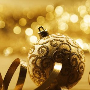 Adorno Navideño Dorado