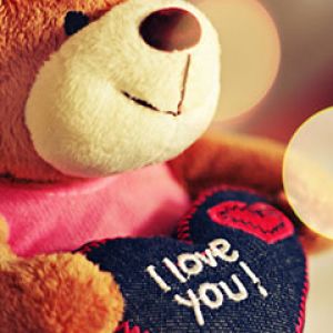 Teddy Bear Adorable con Corazón